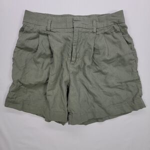 a new day Women's Olive Green Shorts